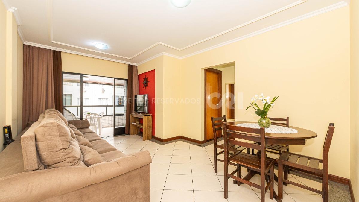 Apartamento Mobiliado com 2 Dormitórios no Edifício Michigan, Barra Norte, Balneário Camboriú