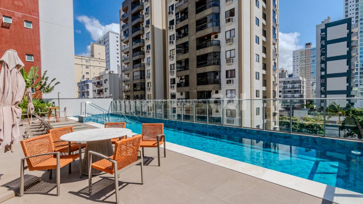Apartamento com 4 Suítes no Edifício Torre de Mallorca no Centro de Balneário Camboriú