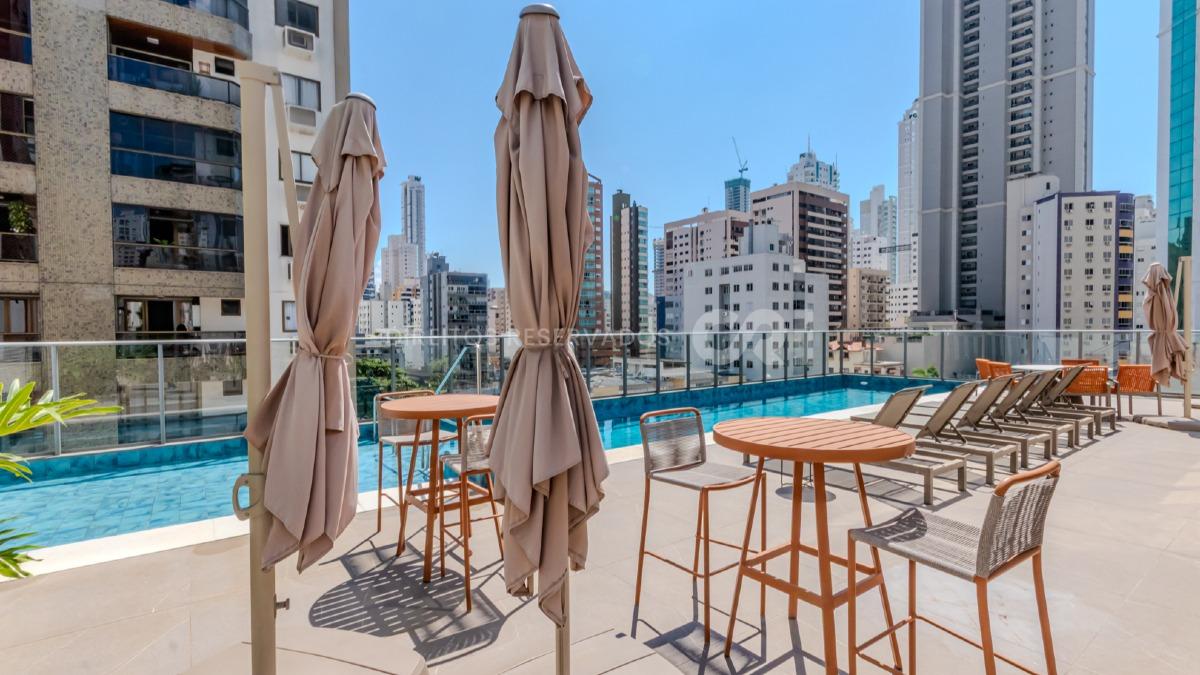 Apartamento com 4 Suítes no Edifício Torre de Mallorca no Centro de Balneário Camboriú