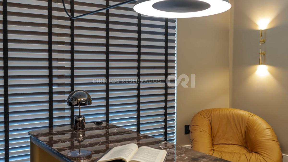 Apartamento com 4 Suítes no Yachthouse na Barra Sul em Balneário Camboriú