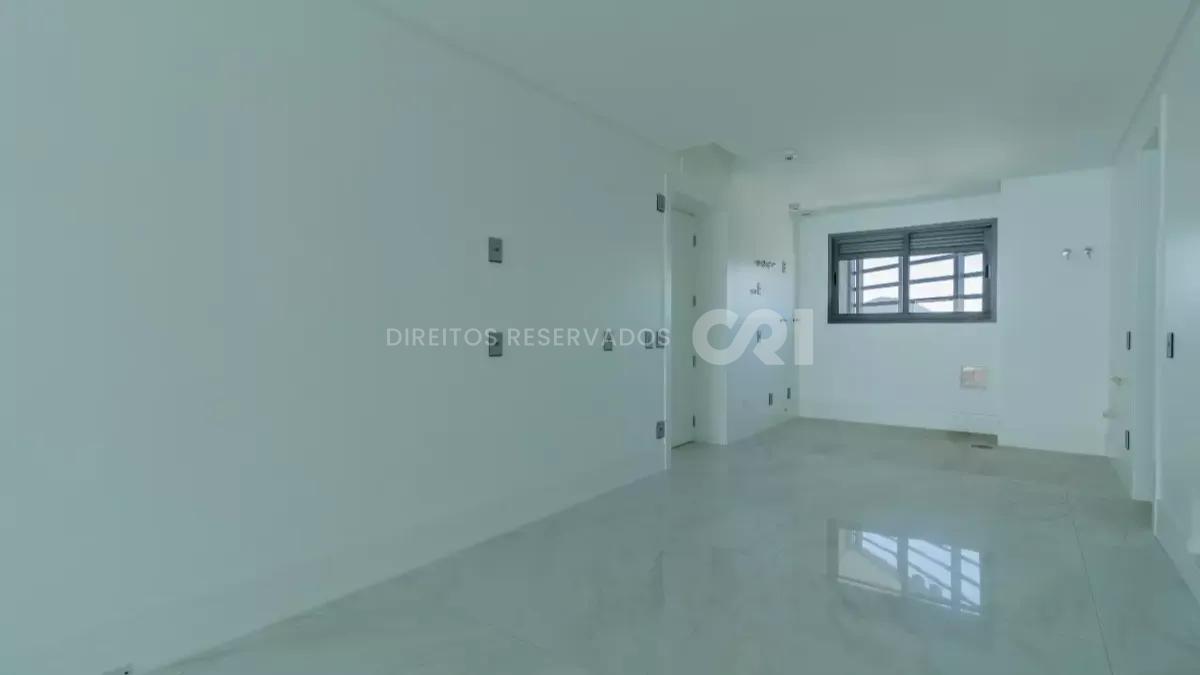 Apartamento com 4 Suítes no Edifício Pharos Frente Mar em Balneário Camboriú