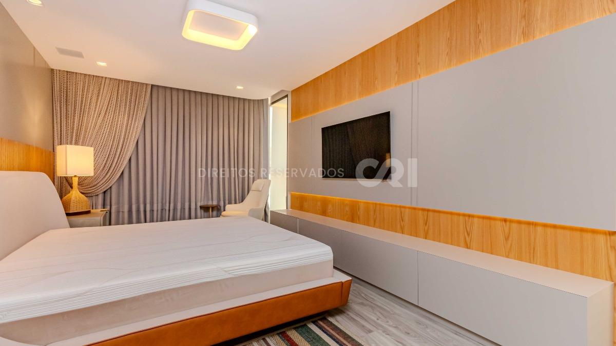 Apartamento com 3 Suítes no Brava Villi Frente Mar na Praia Brava em Itajaí