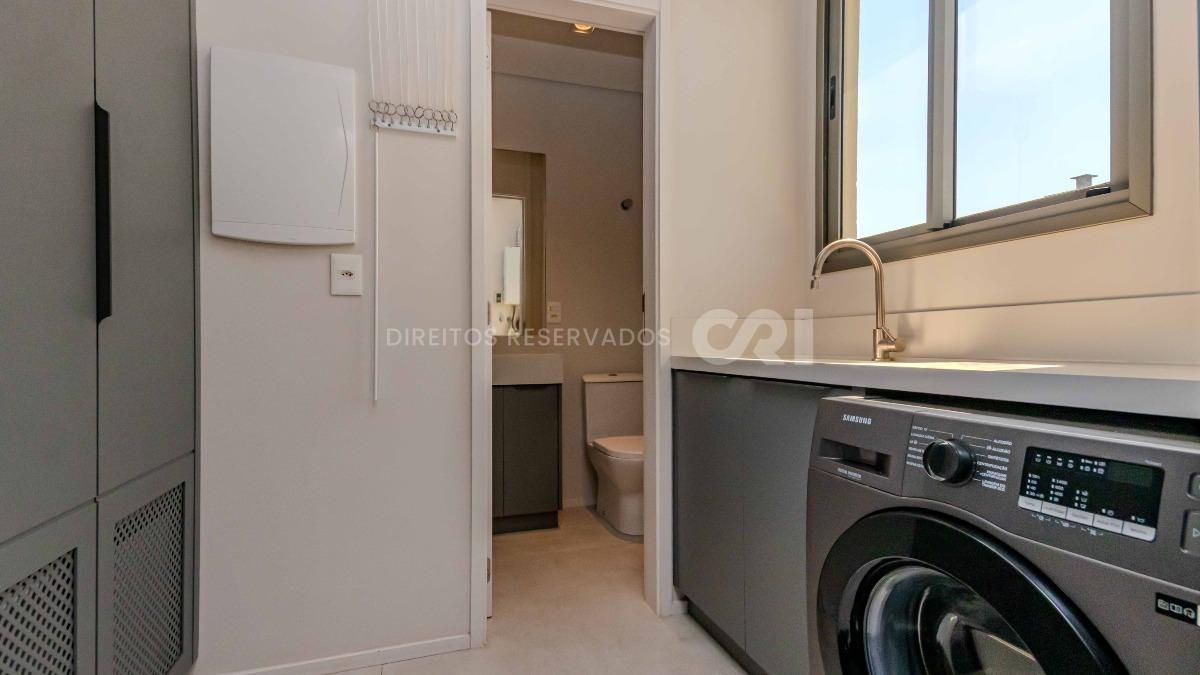 Apartamento com 3 Suítes no Brava Villi Frente Mar na Praia Brava em Itajaí