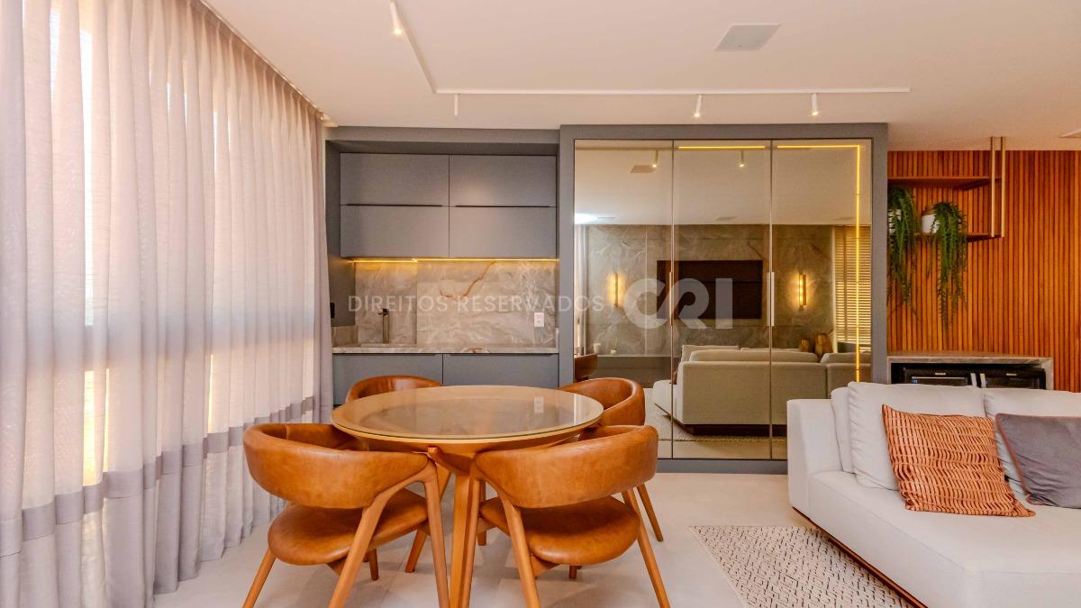Apartamento com 3 Suítes no Brava Villi Frente Mar na Praia Brava em Itajaí
