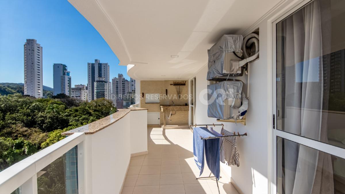 Apartamento Mobiliado com 2 Quartos no Moradas do Bosque, Centro de Balneário Camboriú