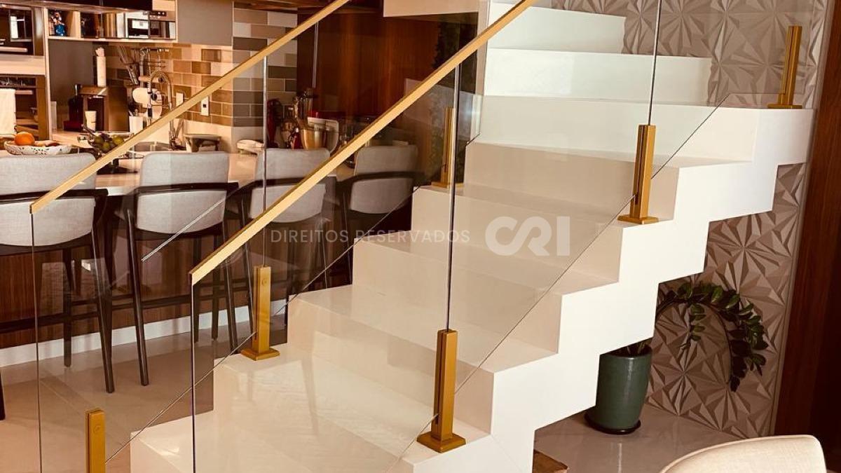Cobertura Duplex com 3 Suítes no Amores da Brava na Praia Brava em Itajaí