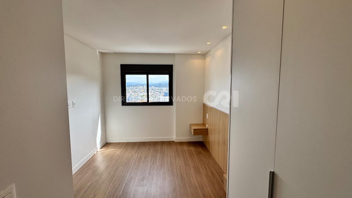 Apartamento com 4 Quartos no Home Square, Centro de Balneário Camboriú