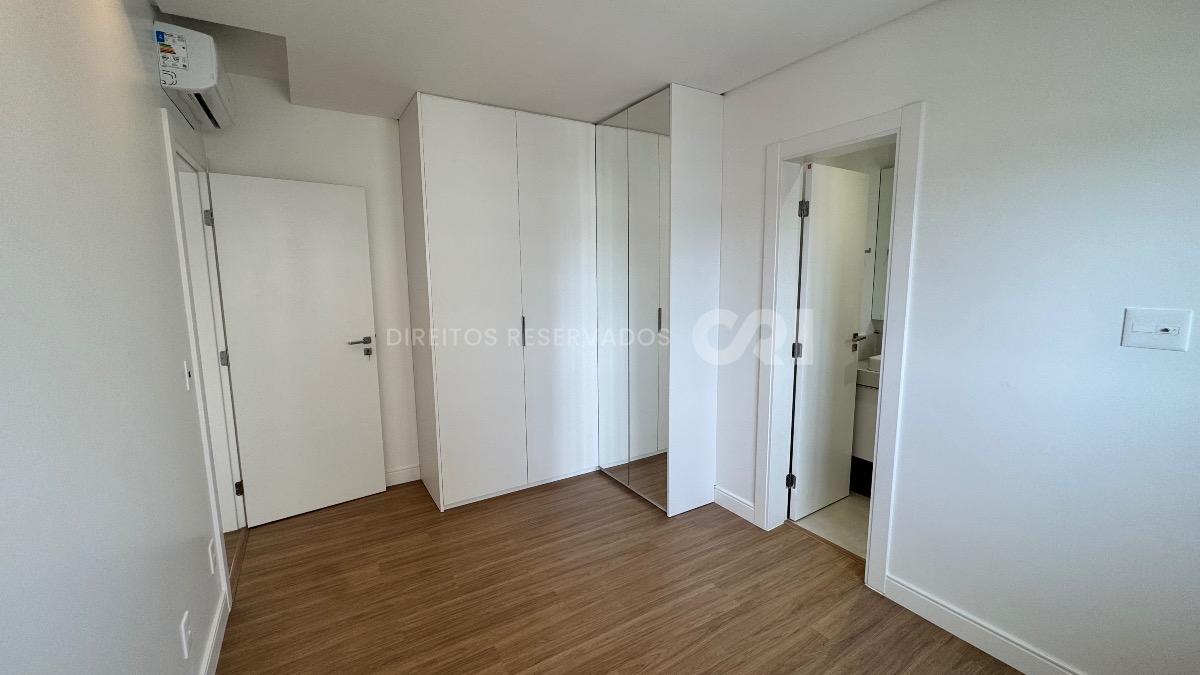 Apartamento com 4 Quartos no Home Square, Centro de Balneário Camboriú