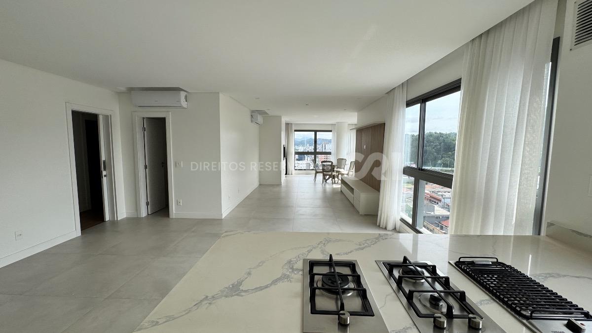 Apartamento com 4 Quartos no Home Square, Centro de Balneário Camboriú