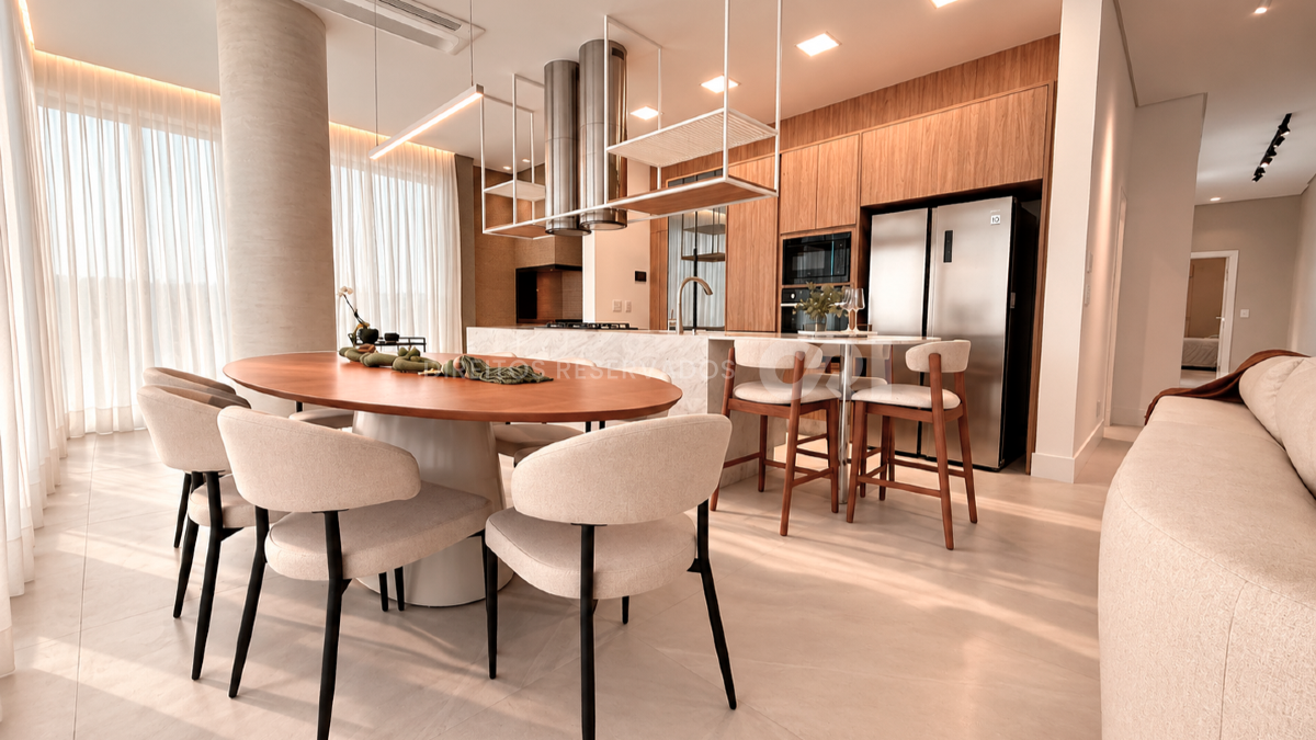 Apartamento Mobiliado com 3 Suítes no Brava Aikon na Praia Brava em Itajaí