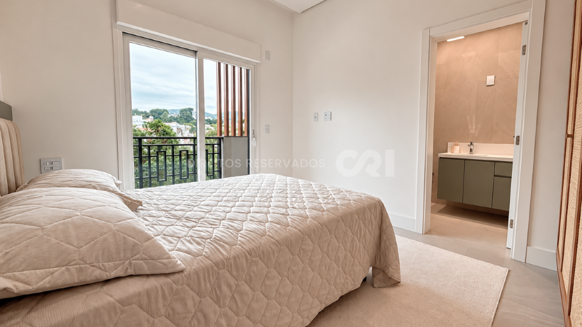 Apartamento Mobiliado com 3 Suítes no Brava Aikon na Praia Brava em Itajaí