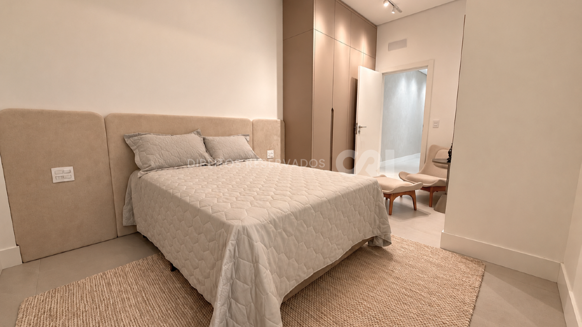Apartamento Mobiliado com 3 Suítes no Brava Aikon na Praia Brava em Itajaí