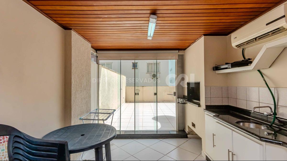 Apartamento com 2 Suítes no Residencial Union, Centro de Balneário Camboriú