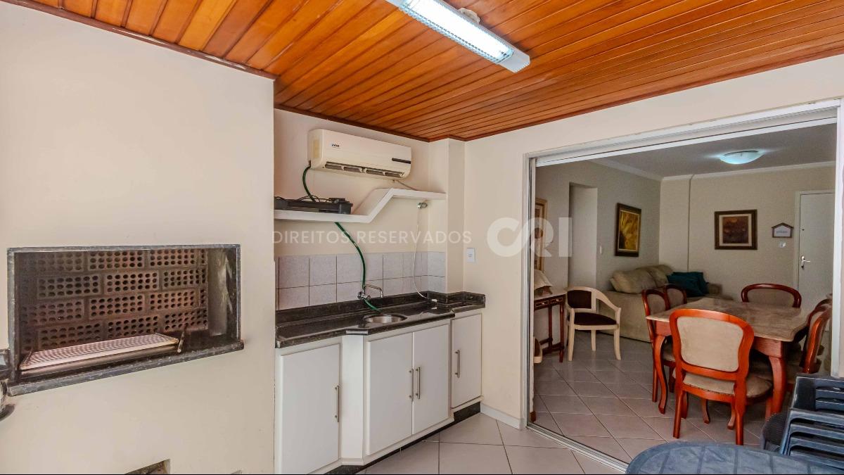 Apartamento com 2 Suítes no Residencial Union, Centro de Balneário Camboriú