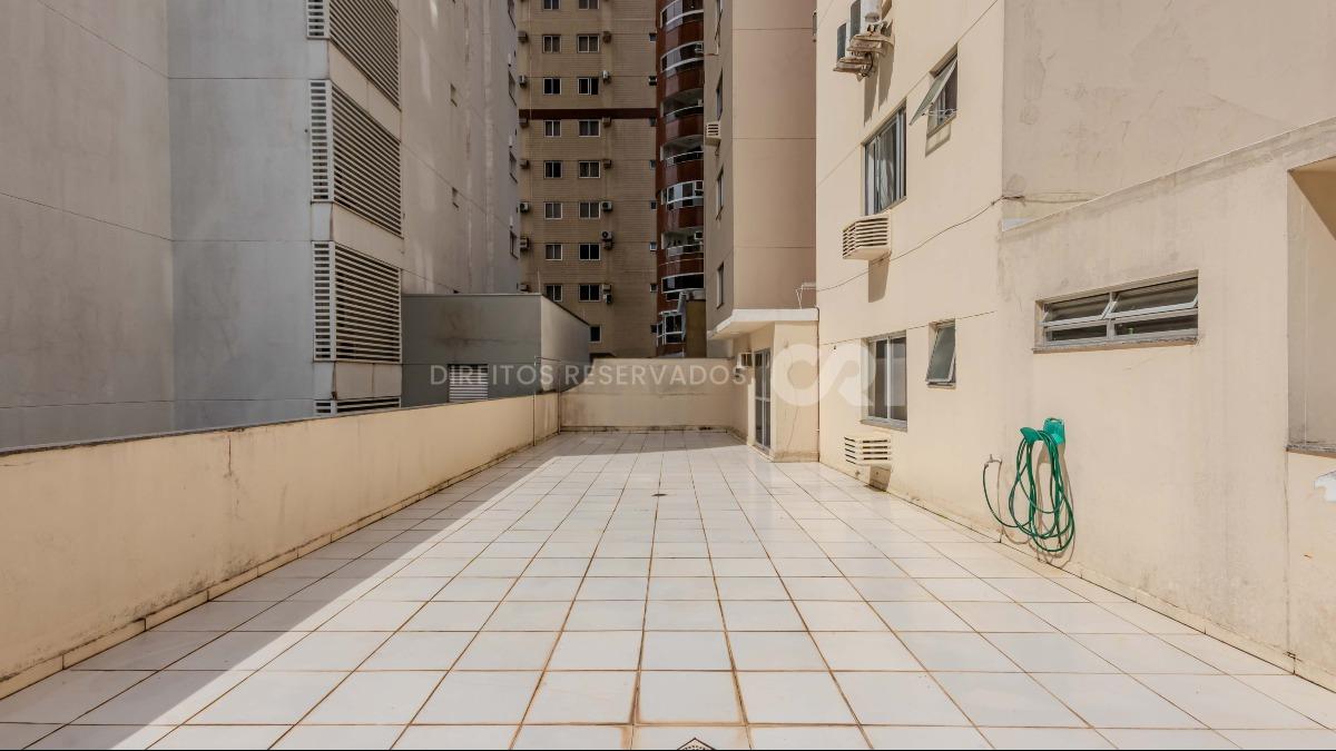 Apartamento com 2 Suítes no Residencial Union, Centro de Balneário Camboriú