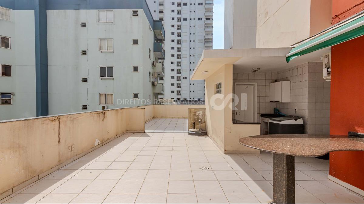 Apartamento com 2 Suítes no Residencial Union, Centro de Balneário Camboriú