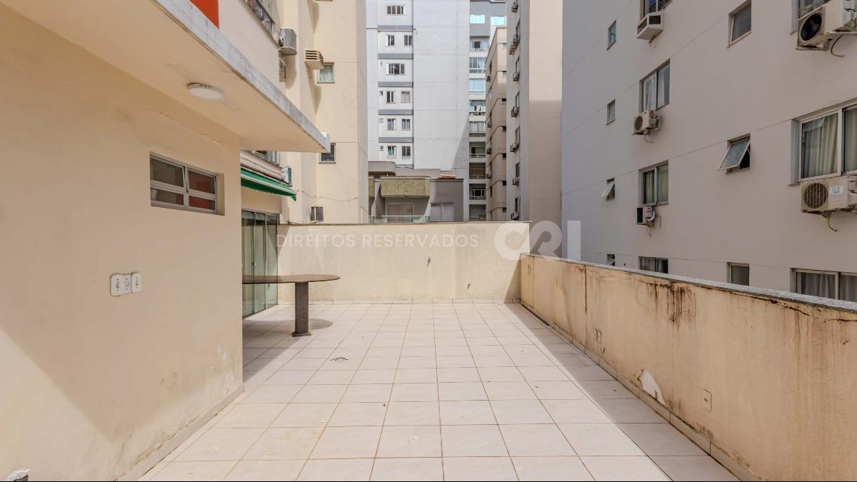Apartamento com 2 Suítes no Residencial Union, Centro de Balneário Camboriú