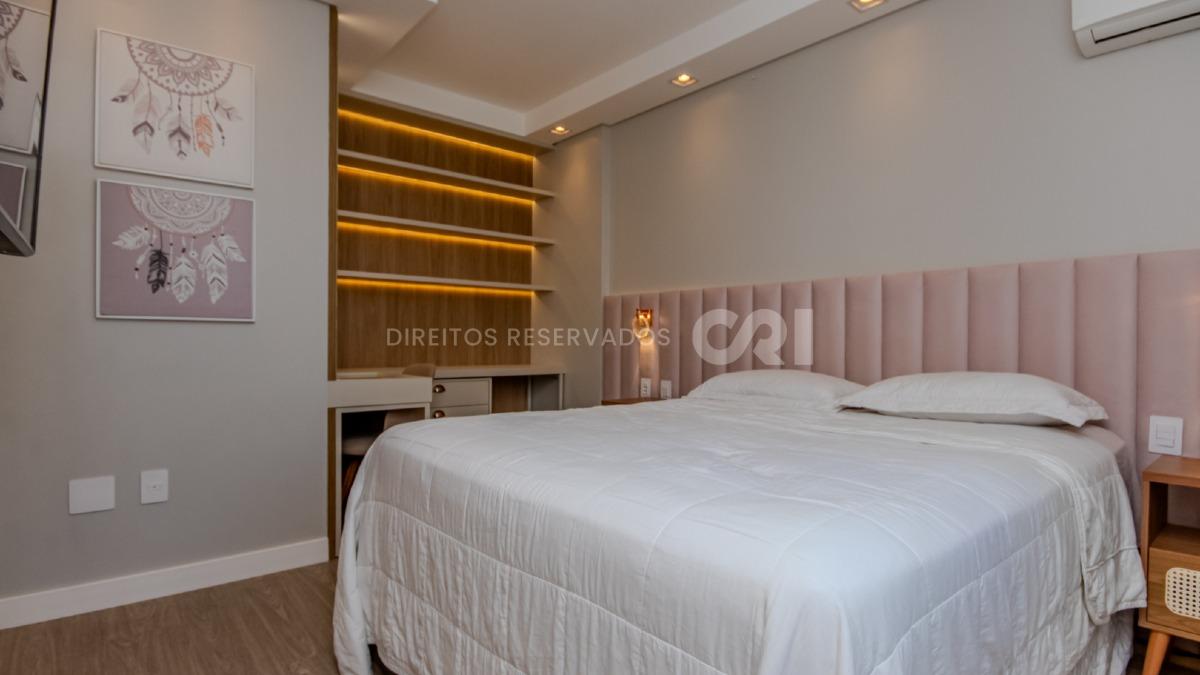 Apartamento com 2 Dormitórios no Edifício Le Blanc, Pioneiros, Balneário Camboriú