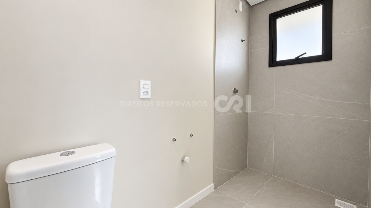 Apartamento com 2 Suítes no Torres da Brava Sirena na Praia Brava em Itajaí
