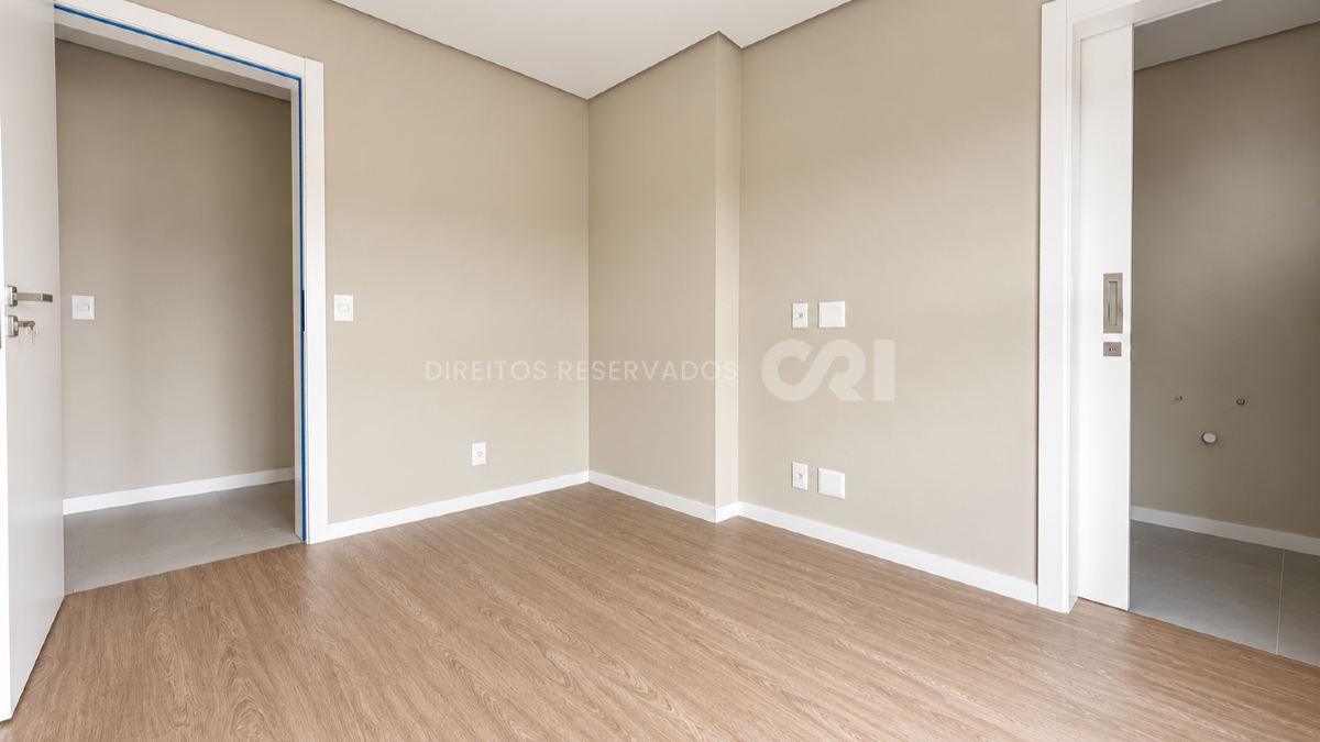 Apartamento com 2 Suítes no Torres da Brava Sirena na Praia Brava em Itajaí