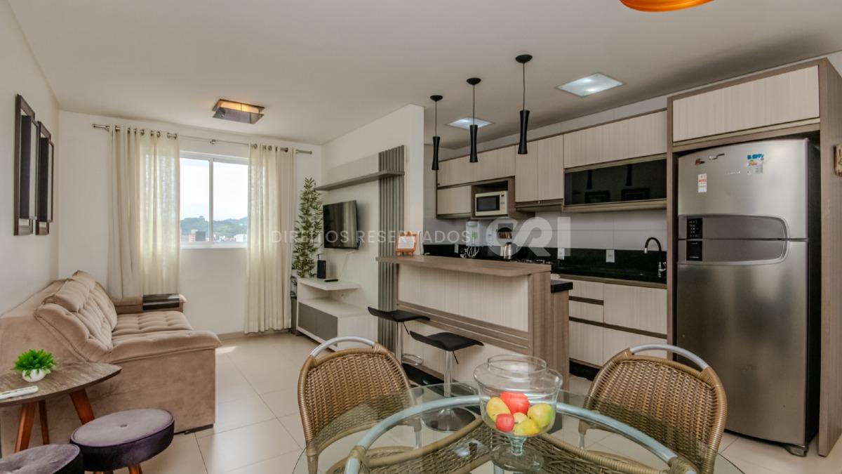 Apartamento Mobiliado com 2 Quartos no Residencial Varekai, Nações, Balneário Camboriú