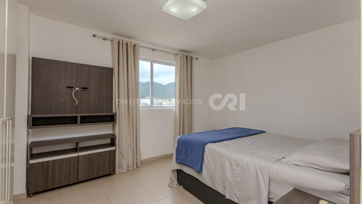 Apartamento Mobiliado com 2 Quartos no Residencial Varekai, Nações, Balneário Camboriú