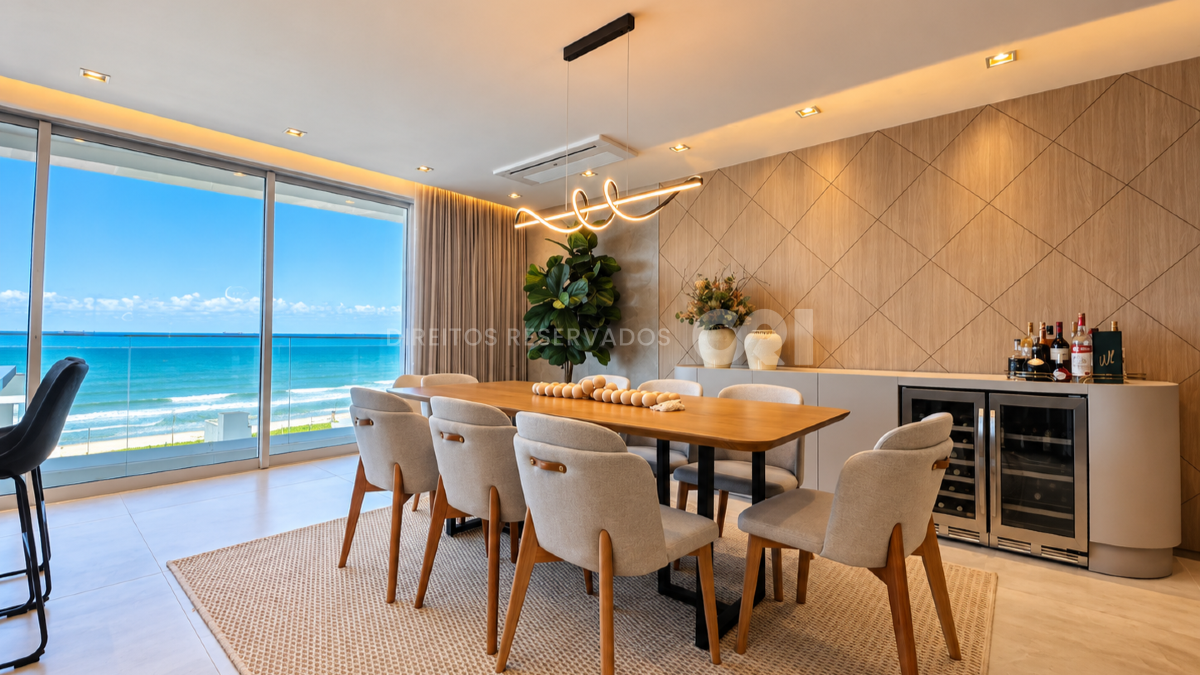Apartamento Mobiliado com 4 Suítes no Le Blanc na Praia Brava em Itajaí