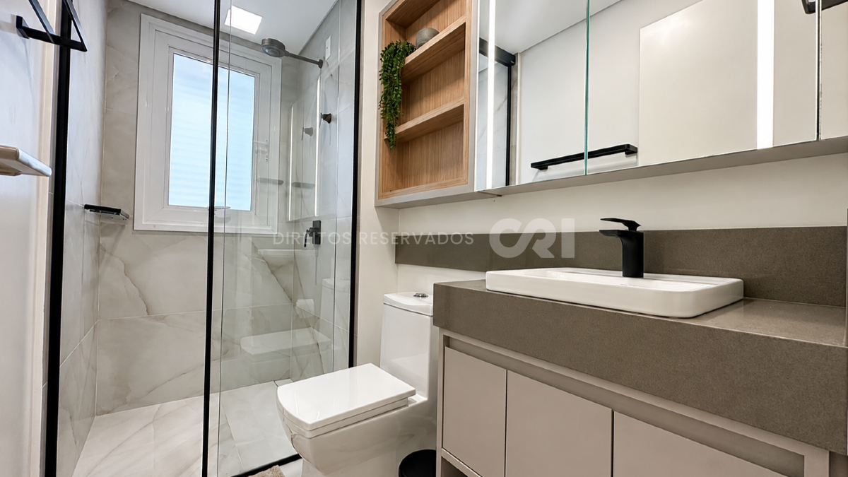 Apartamento Mobiliado com 4 Suítes no Le Blanc na Praia Brava em Itajaí