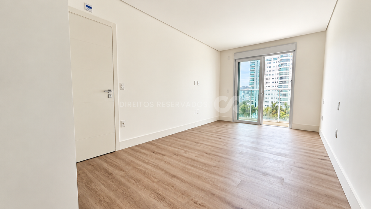 Apartamento com 4 Suítes no Brava Beach Reserva Figueira na Praia Brava em Itajaí