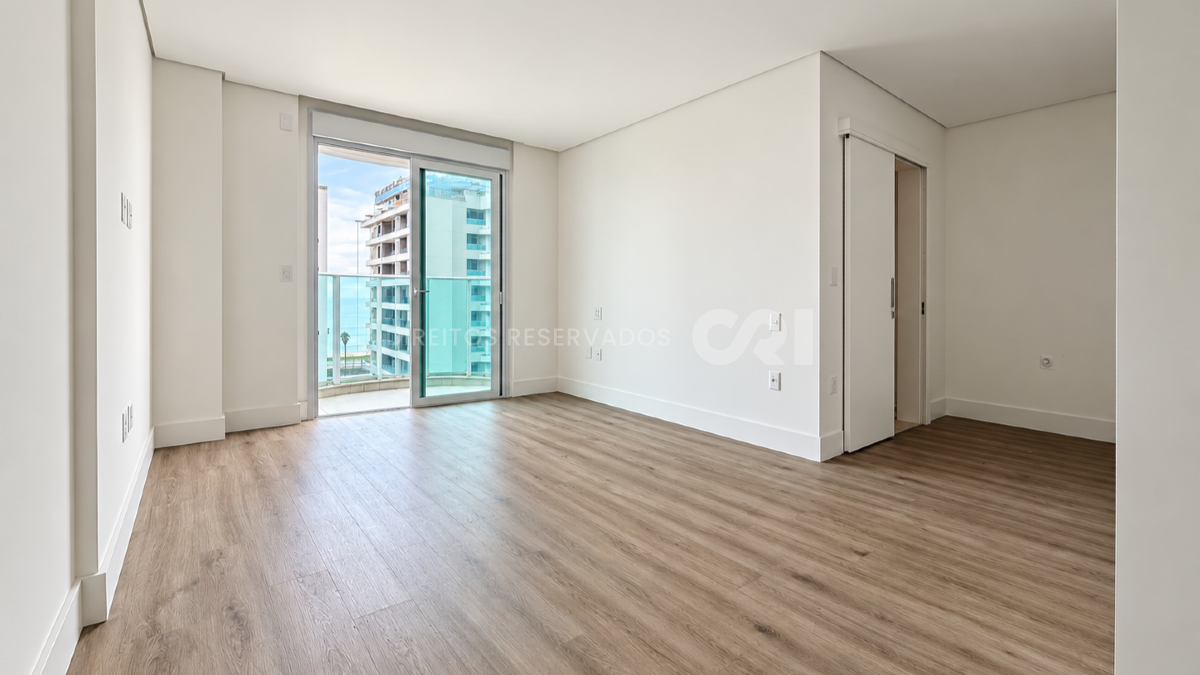 Apartamento com 4 Suítes no Brava Beach Reserva Figueira na Praia Brava em Itajaí