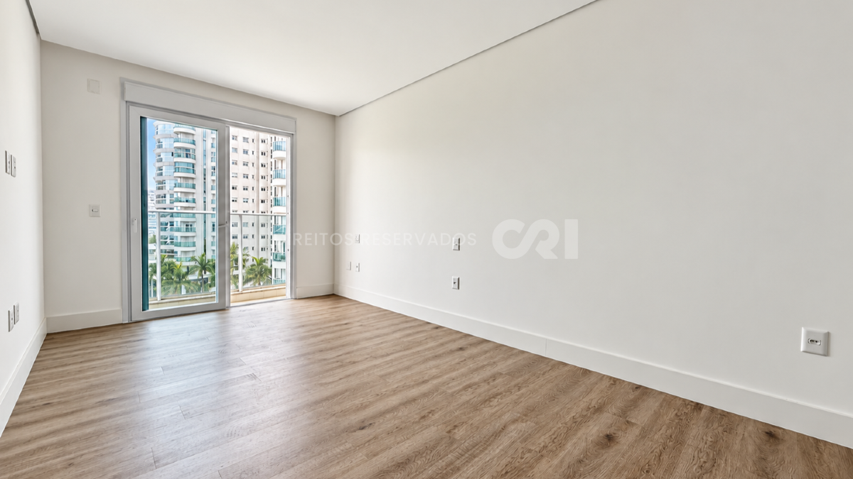 Apartamento com 4 Suítes no Brava Beach Reserva Figueira na Praia Brava em Itajaí
