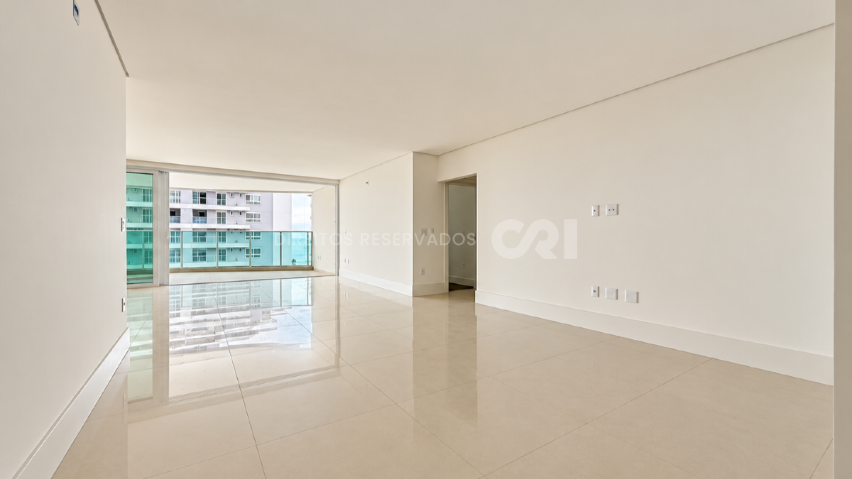 Apartamento com 4 Suítes no Brava Beach Reserva Figueira na Praia Brava em Itajaí