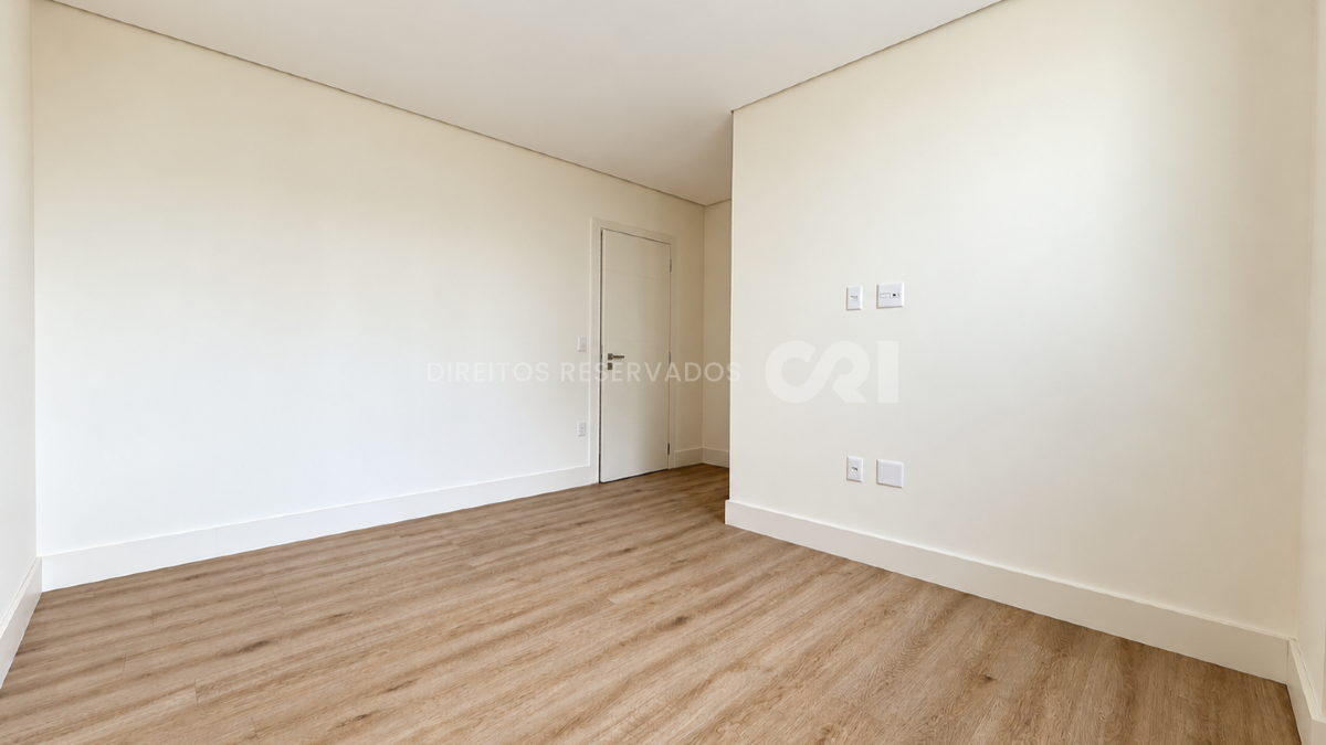 Apartamento com 4 Suítes no Brava Beach Reserva Figueira na Praia Brava em Itajaí