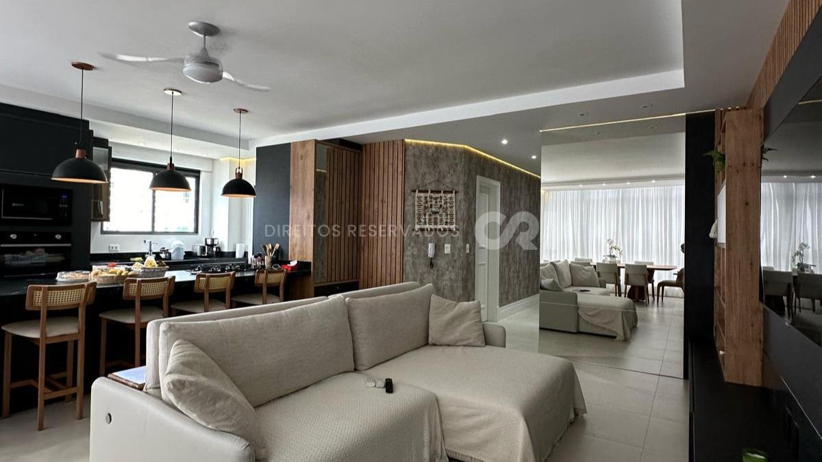 Apartamento com 3 Suítes no Marina View Residence no Canto da Praia em Itapema