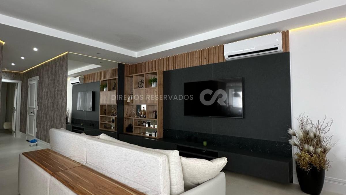 Apartamento com 3 Suítes no Marina View Residence no Canto da Praia em Itapema