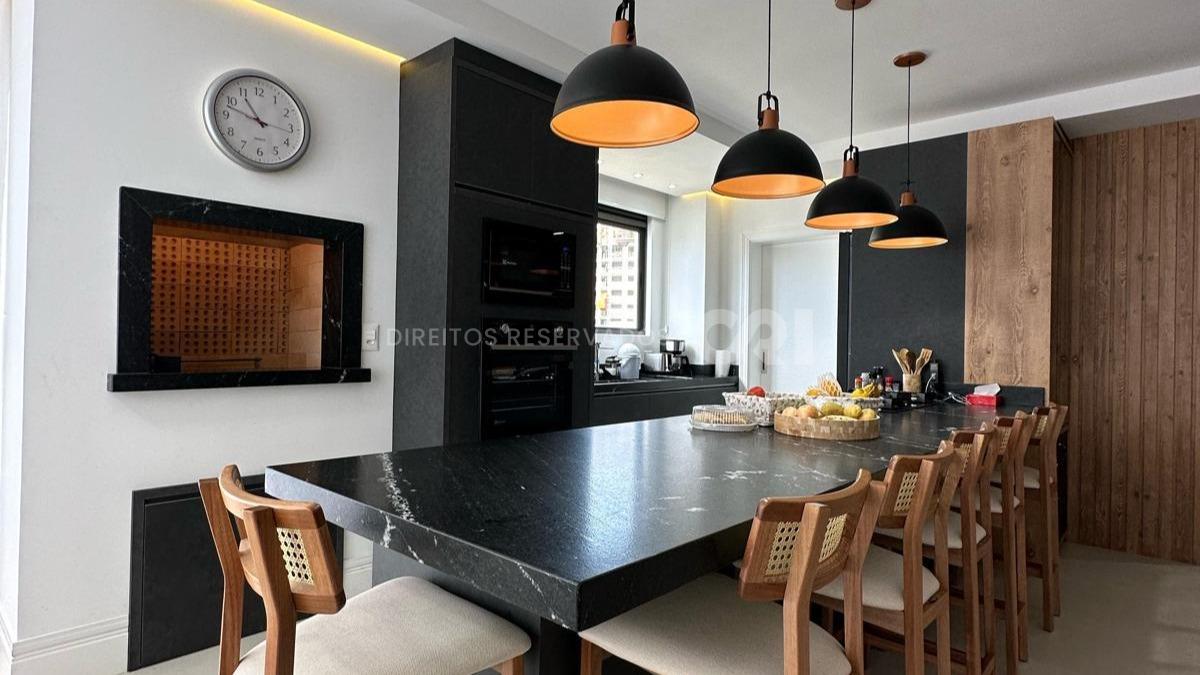Apartamento com 3 Suítes no Marina View Residence no Canto da Praia em Itapema