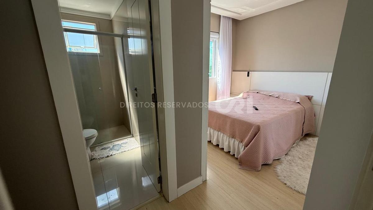 Apartamento com 3 Suítes no Edifício Lumiére no Centro de Balneário Camboriú