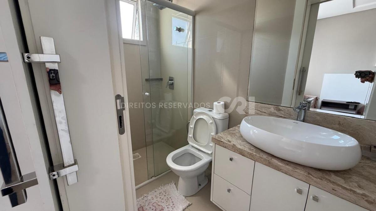Apartamento com 3 Suítes no Edifício Lumiére no Centro de Balneário Camboriú