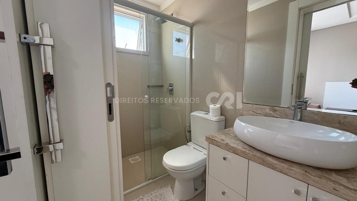 Apartamento com 3 Suítes no Edifício Lumiére no Centro de Balneário Camboriú