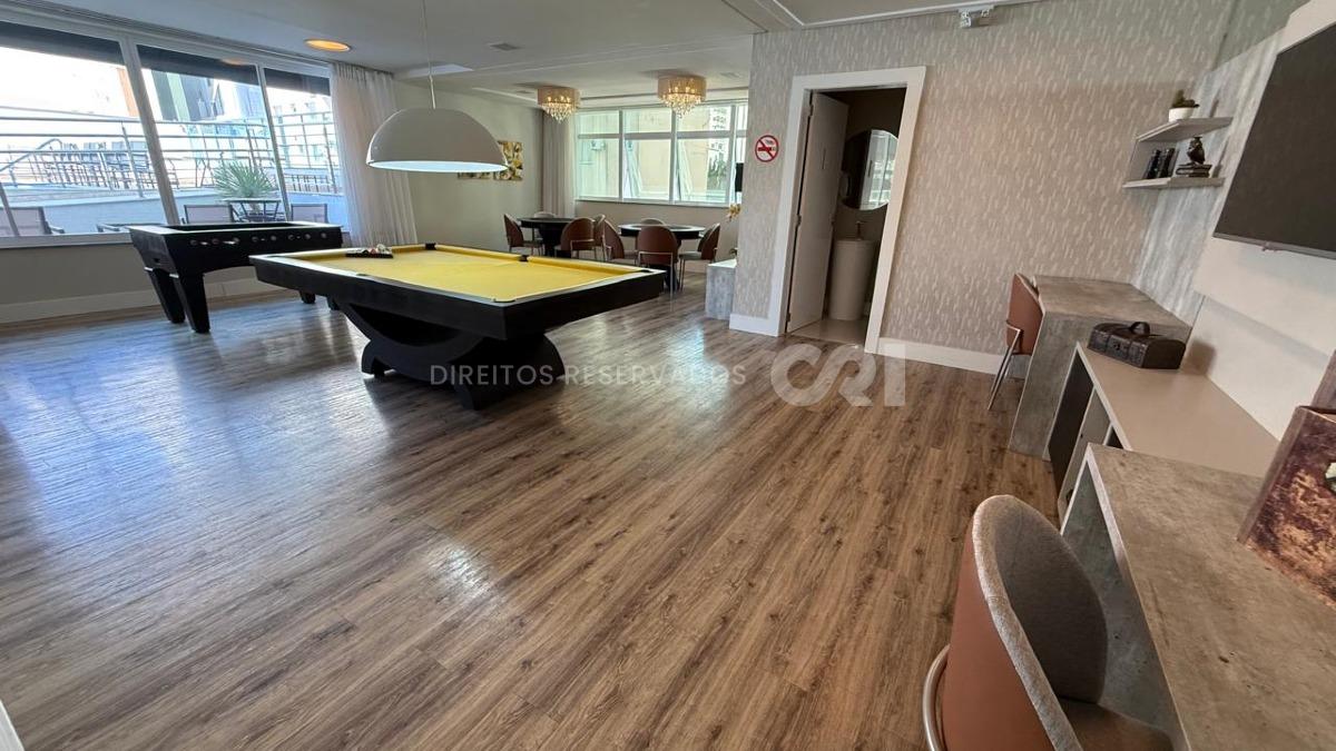 Apartamento com 3 Suítes no Edifício Lumiére no Centro de Balneário Camboriú