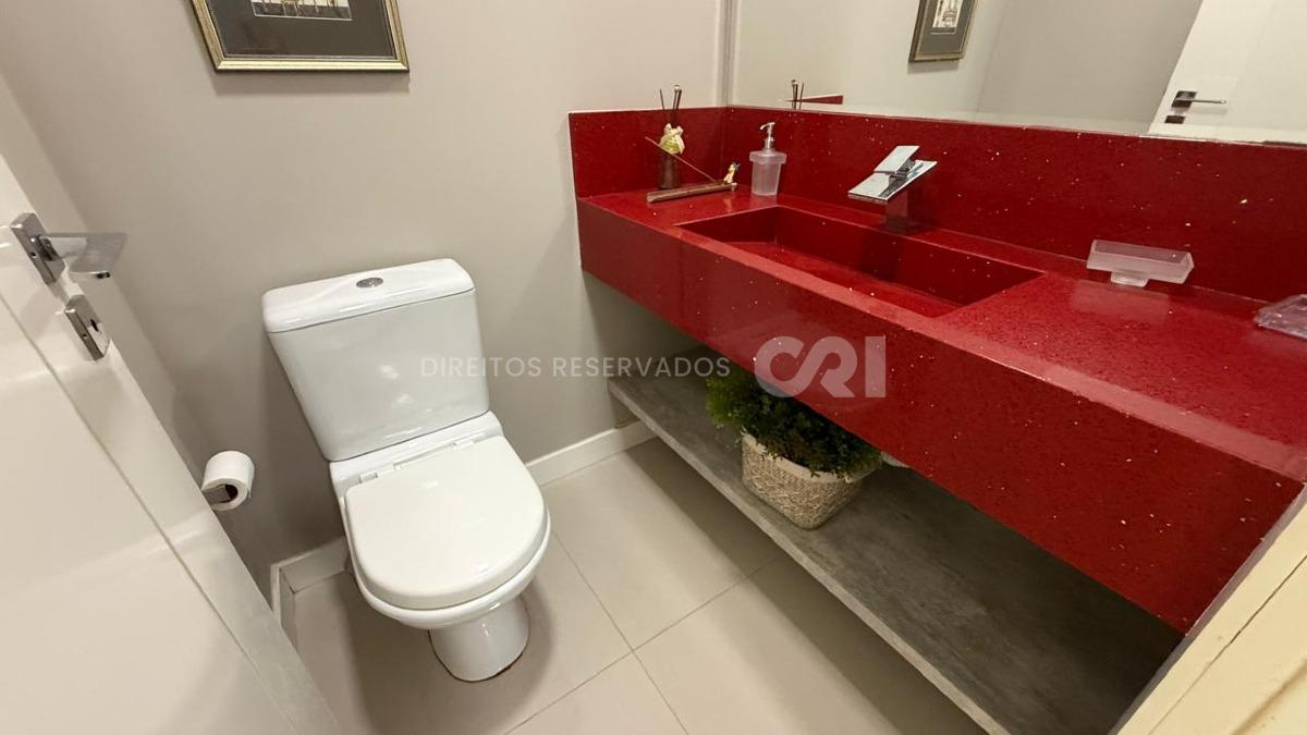 Apartamento com 3 Suítes no Edifício Lumiére no Centro de Balneário Camboriú