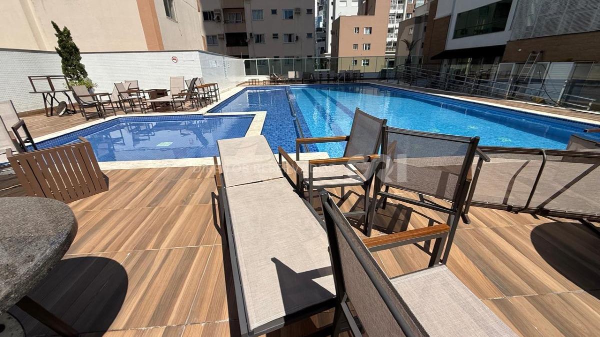 Apartamento com 3 Suítes no Edifício Lumiére no Centro de Balneário Camboriú