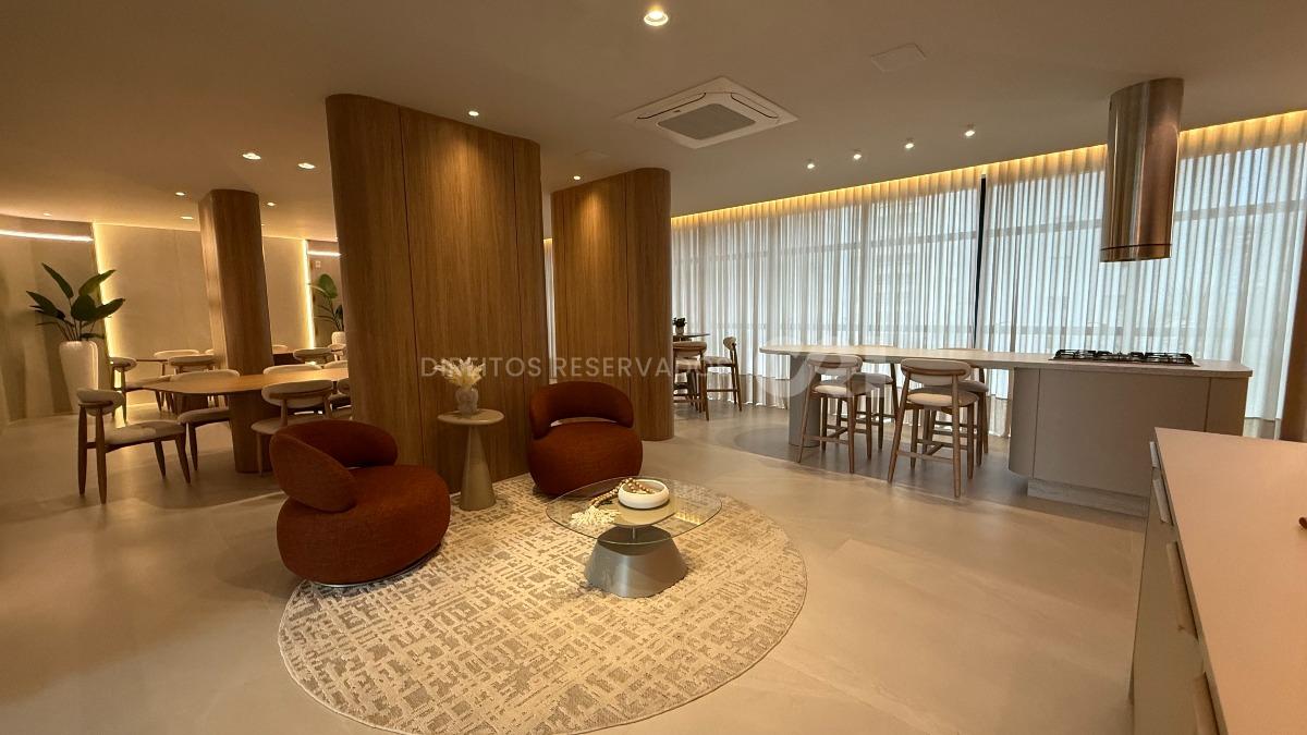 Apartamento com 3 Suítes no Ilhas Fiji Residence, Centro de Balneário Camboriú