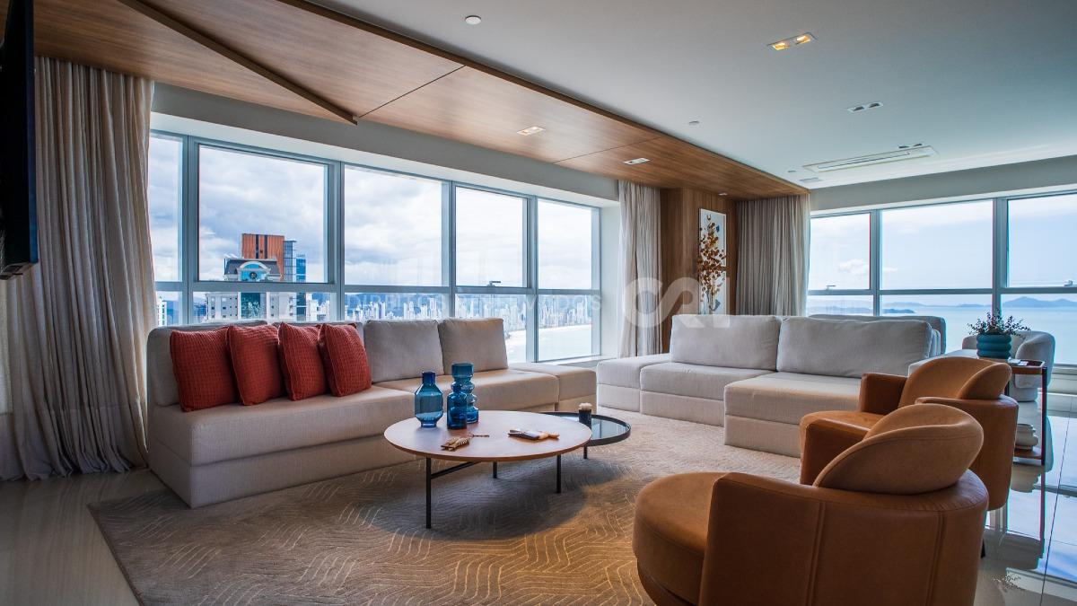Apartamento com 4 suítes no Epic Tower na Barra Sul de Balneário Camboriú