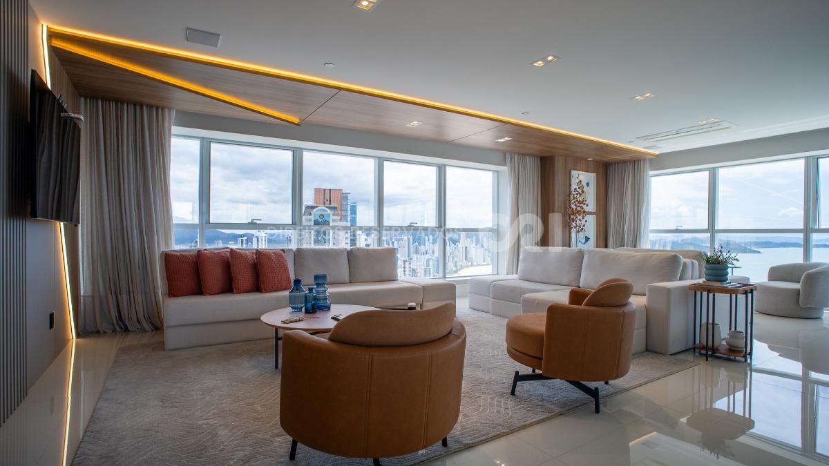 Apartamento com 4 suítes no Epic Tower na Barra Sul de Balneário Camboriú