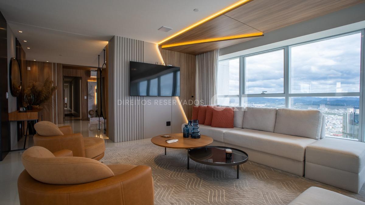 Apartamento com 4 suítes no Epic Tower na Barra Sul de Balneário Camboriú