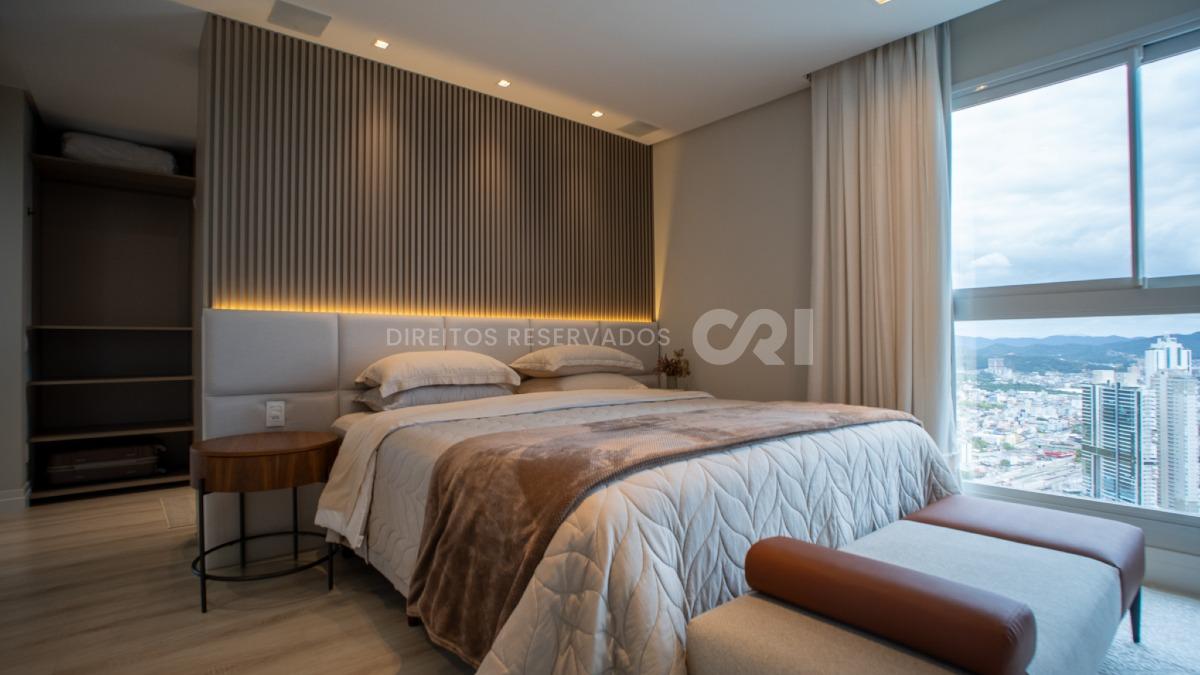 Apartamento com 4 suítes no Epic Tower na Barra Sul de Balneário Camboriú