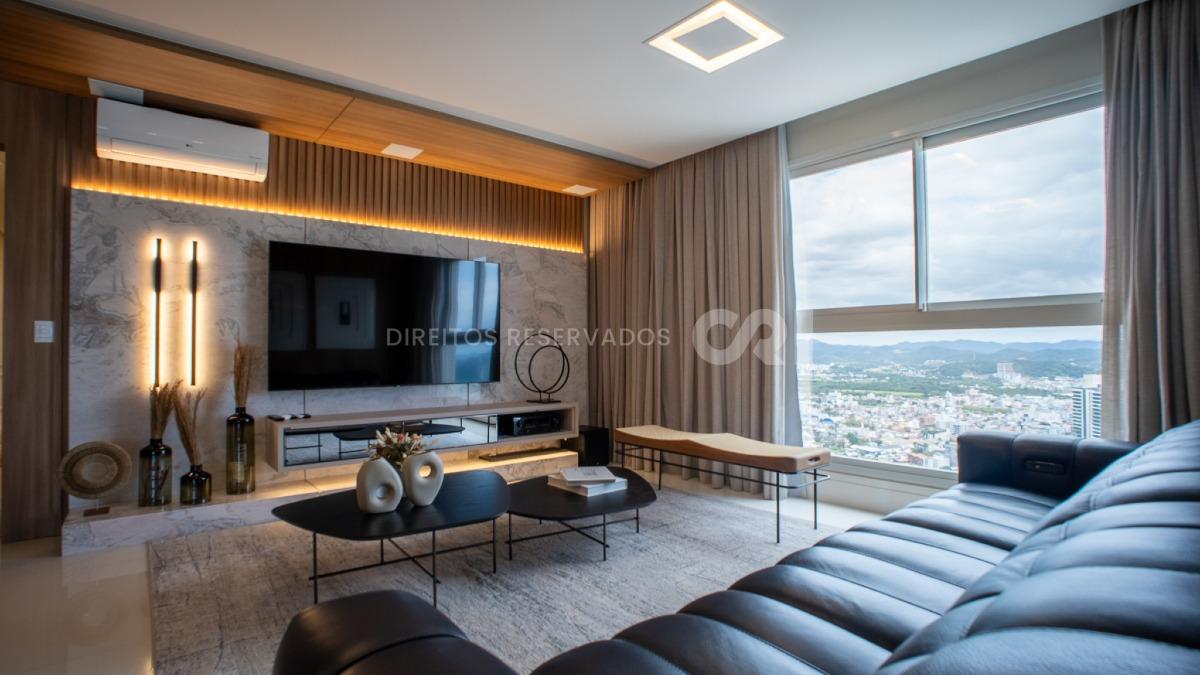 Apartamento com 4 suítes no Epic Tower na Barra Sul de Balneário Camboriú