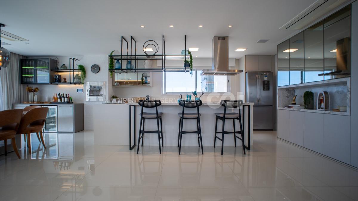 Apartamento com 4 suítes no Epic Tower na Barra Sul de Balneário Camboriú