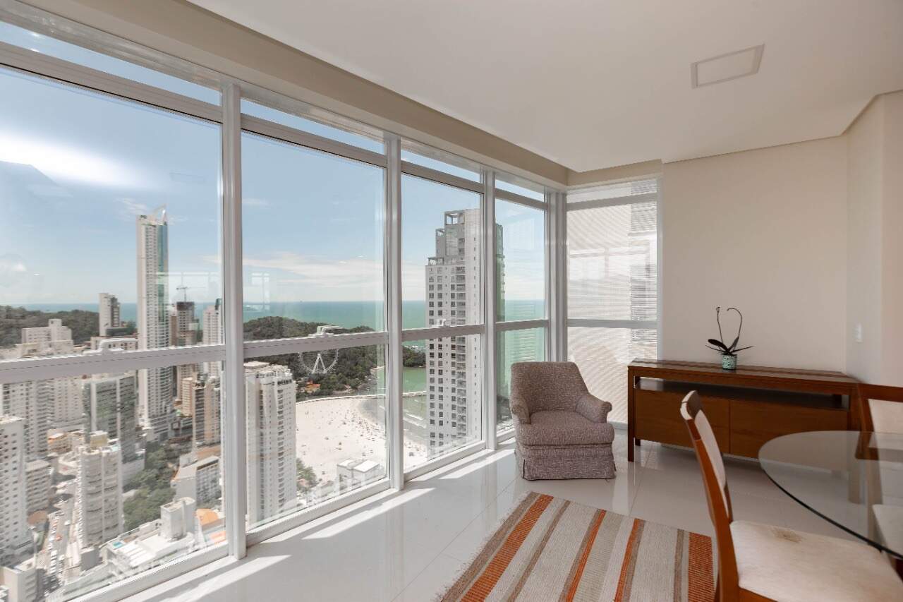 Foto do imóvel Apartamento no Alameda Jardins em Balneário Camboriú – 228m², 4 suítes e lazer completo